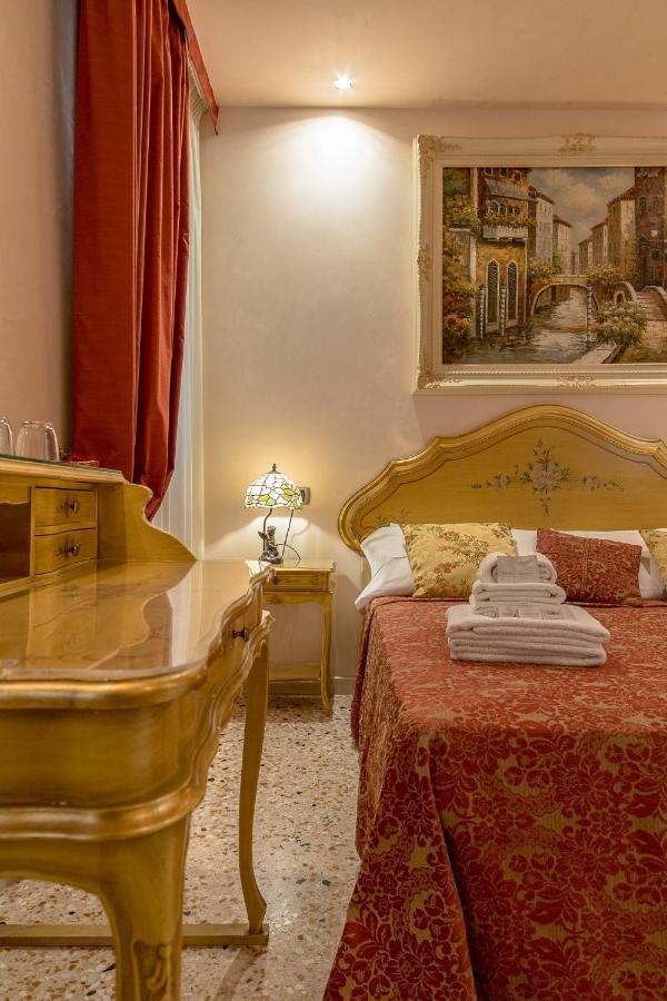 Angeles Inn Venetië Buitenkant foto